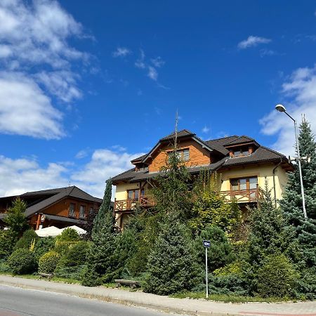 Apartments Hazovsky Dvur Roznov pod Radhostem Exterior photo